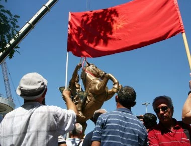 Η εγγονή του Τίτο αποκηρύσσει τον αλυτρωτισμό των Σκοπίων και τους αρνείται το δικαίωμα να λέγονται «Μακεδόνες»